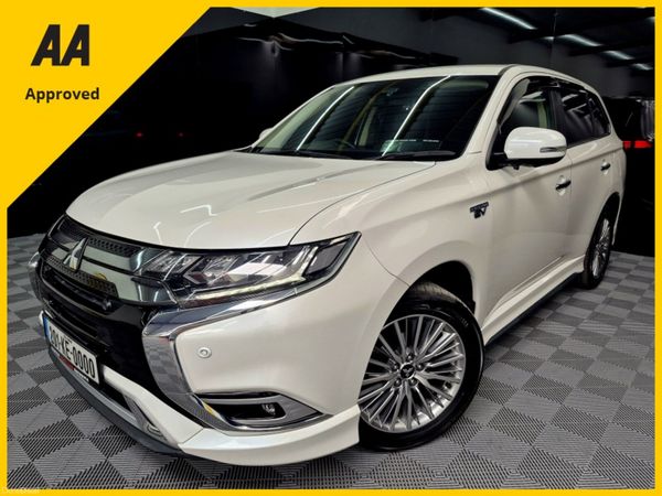 Mitsubishi Outlander SUV, Petrol Plug-in Hybrid, 2020, White