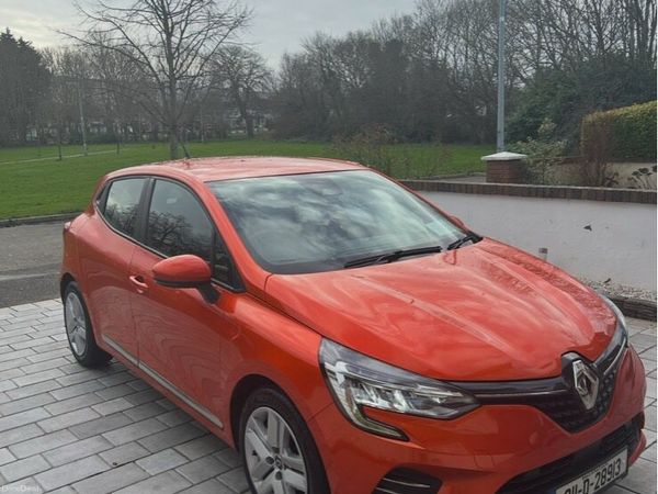Renault Clio Hatchback, Petrol, 2021, Orange