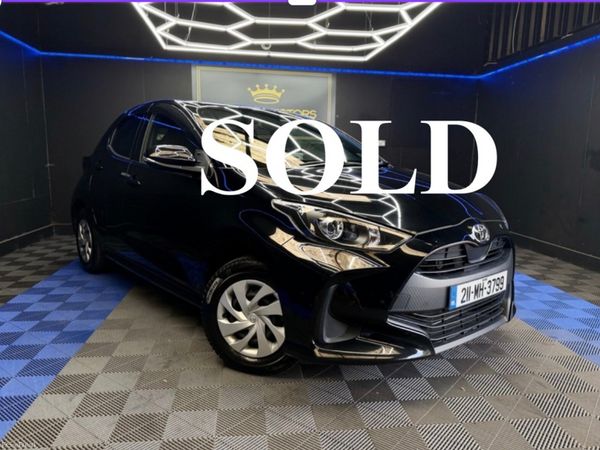 Toyota Yaris Hatchback, Petrol Hybrid, 2021, Black