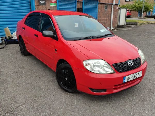 Toyota Corolla Saloon, Petrol, 2004, Red