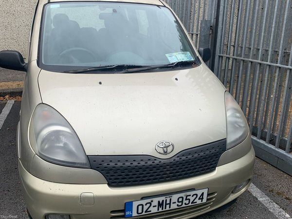 Toyota Yaris MPV, Petrol, 2002, Beige