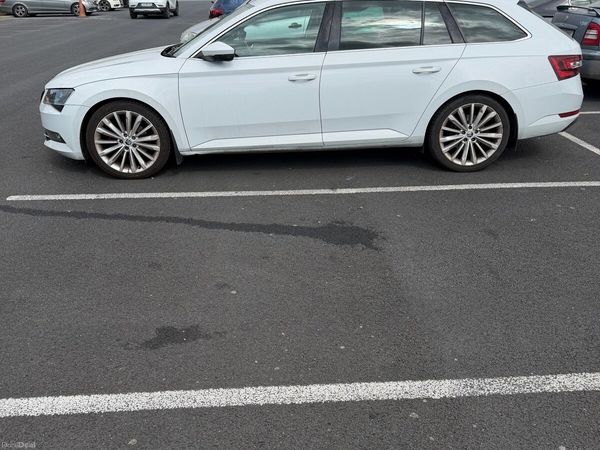 Skoda Superb Estate, Diesel, 2016, White