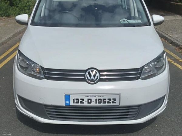 Volkswagen Touran MPV, Diesel, 2013, White