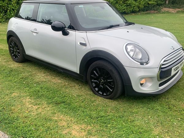Mini Cooper Hatchback, Diesel, 2014, Silver