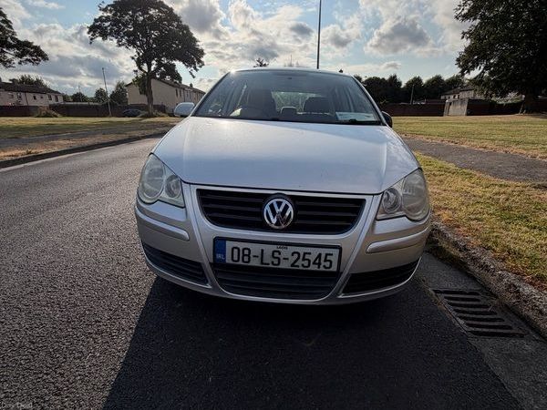 Volkswagen Polo Hatchback, Petrol, 2008, Silver