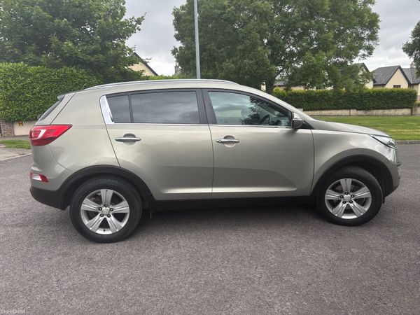 Kia Sportage SUV, Diesel, 2014, Silver