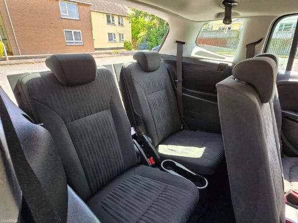 Vauxhall Zafira MPV, Diesel, 2013, Black