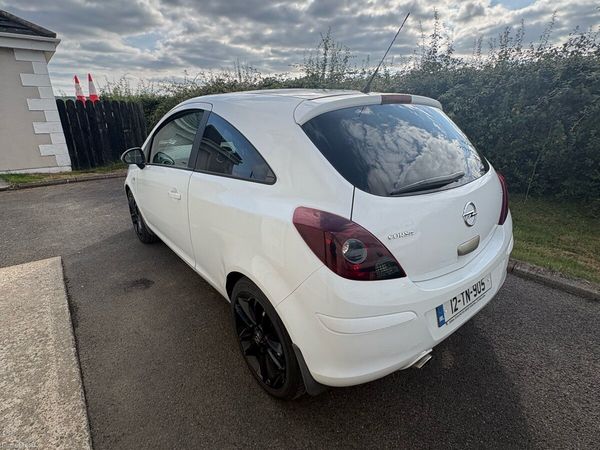 Opel Corsa Hatchback, Petrol, 2012, White