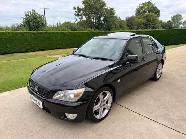 Lexus IS Saloon, Petrol, 2003, Black