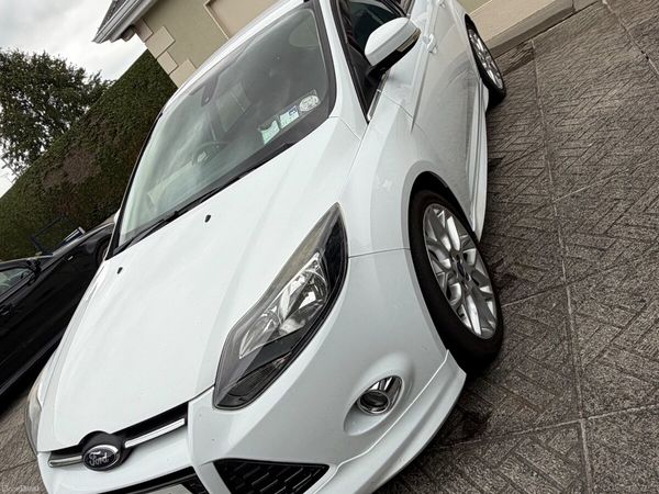 Ford Focus Hatchback, Diesel, 2014, White