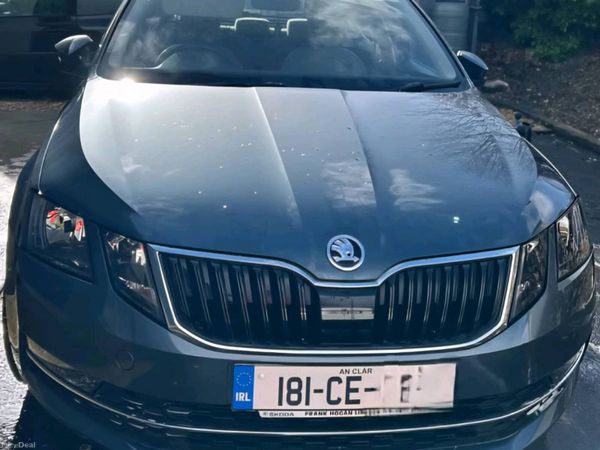 Skoda Octavia Saloon, Petrol, 2018, Grey