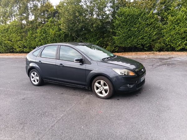 Ford Focus Hatchback, Diesel, 2010, Grey