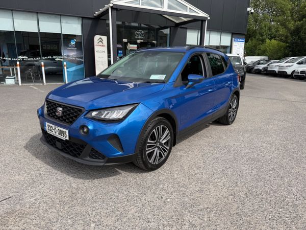 SEAT Arona Hatchback, Petrol, 2023, Blue