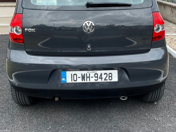 Volkswagen Fox Hatchback, Petrol, 2010, Grey