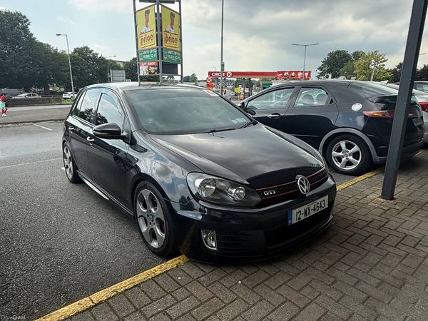 Volkswagen Golf Hatchback, Petrol, 2012, Black