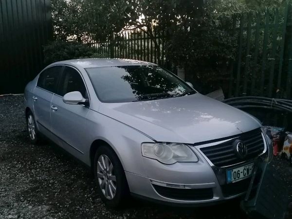 Volkswagen Passat Saloon, Diesel, 2006, Silver