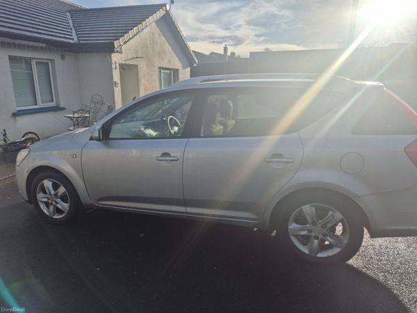 Kia Ceed Estate, Diesel, 2012, Silver