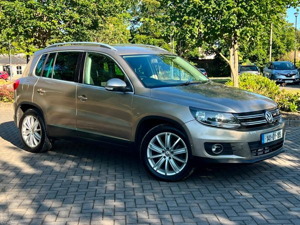 Volkswagen Tiguan SUV, Diesel, 2014, Brown