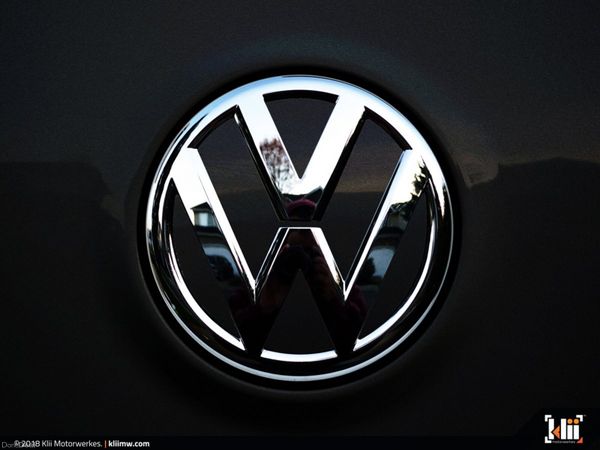 Volkswagen Touran MPV, Diesel, 2012, Grey