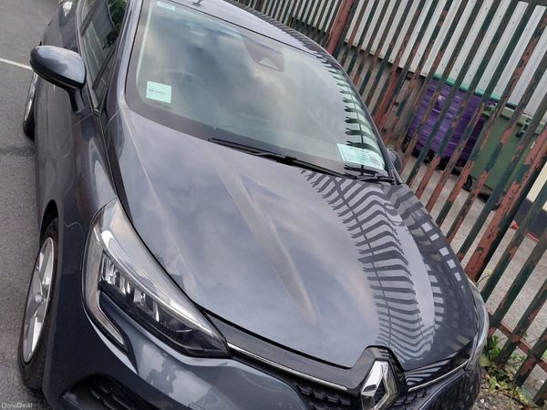 Renault Clio Hatchback, Petrol, 2022, Grey