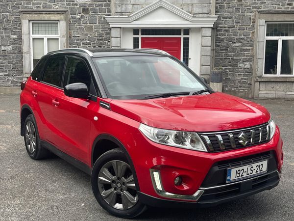 Suzuki Vitara SUV, Petrol, 2019, Red
