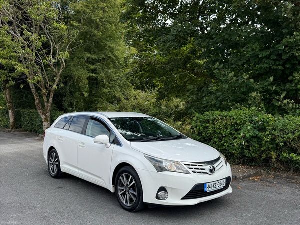 Toyota Avensis Estate, Diesel, 2014, White