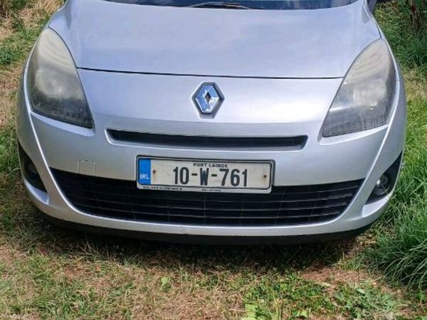 Renault Grand Scenic MPV, Diesel, 2010, Silver
