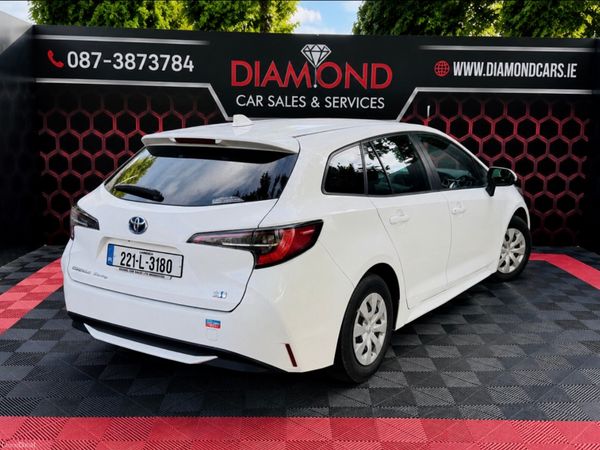 Toyota Corolla Estate, Petrol Hybrid, 2022, White