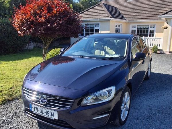 Volvo S60 Saloon, Diesel, 2017, Blue
