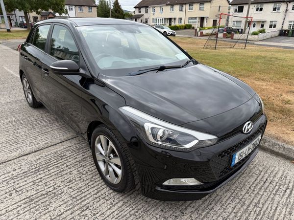 Hyundai i20 Hatchback, Petrol, 2015, Black