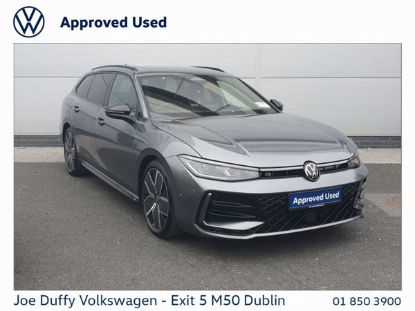 Volkswagen Passat Estate, Diesel, 2026, Grey
