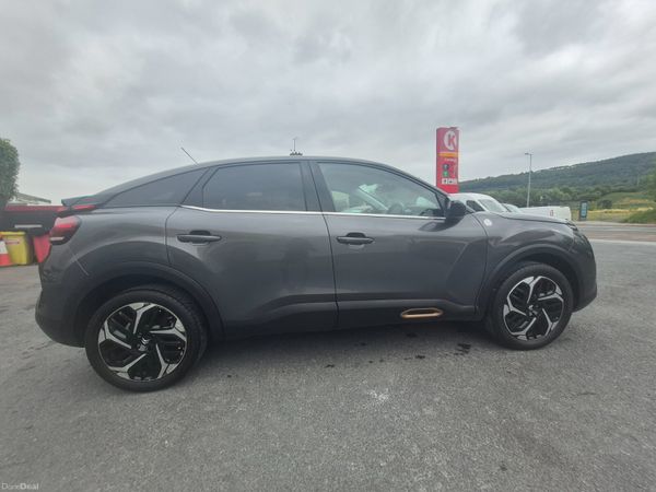 Citroen C4 Hatchback, Petrol, 2023, Grey