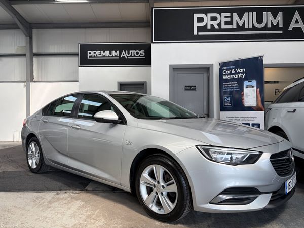 Opel Insignia Hatchback, Diesel, 2018, Grey