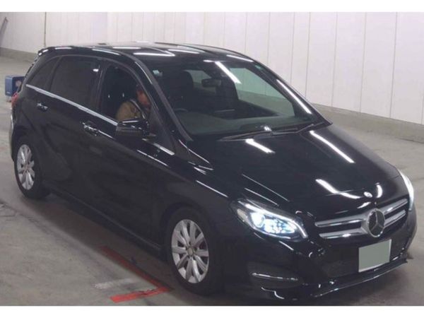 Mercedes-Benz B-Class SUV, Petrol, 2015, Black