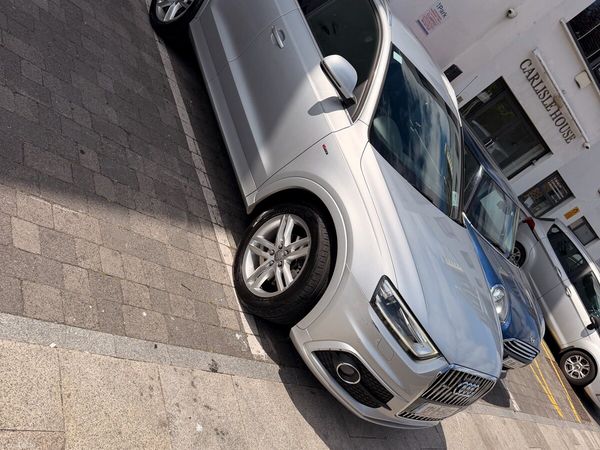 Audi Q3 SUV, Diesel, 2013, Silver