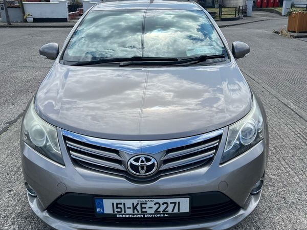 Toyota Avensis Saloon, Diesel, 2015, Bronze