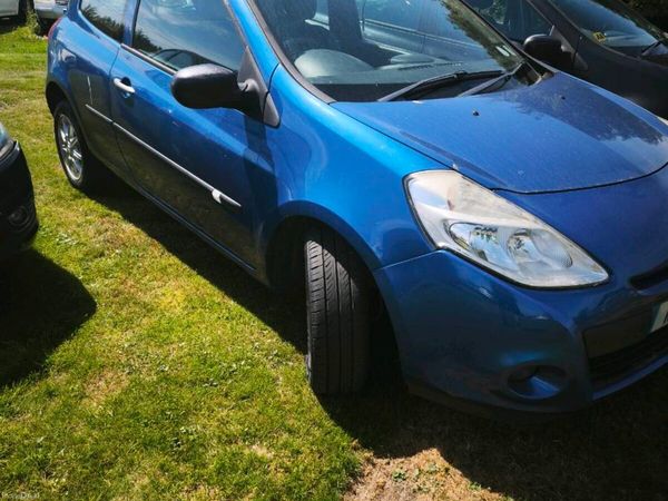 Renault Clio Hatchback, Diesel, 2010, Blue