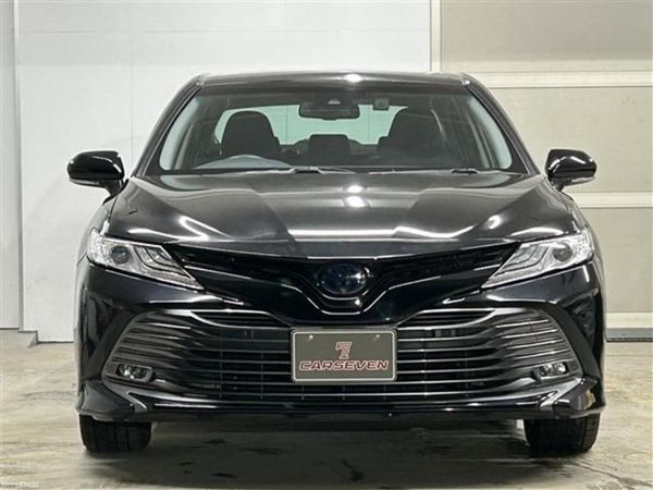 Toyota Camry Saloon, Petrol Hybrid, 2021, Black