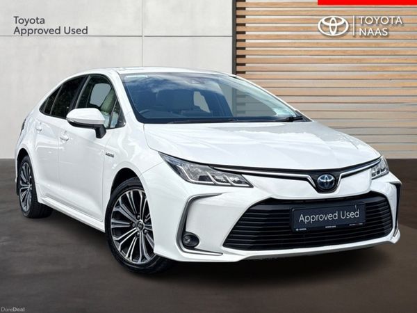 Toyota Corolla Saloon, Petrol Hybrid, 2019, White