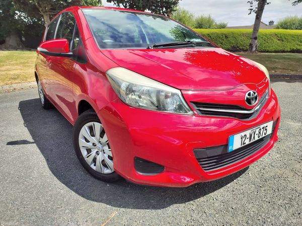 Toyota Yaris Hatchback, Petrol, 2012, Red