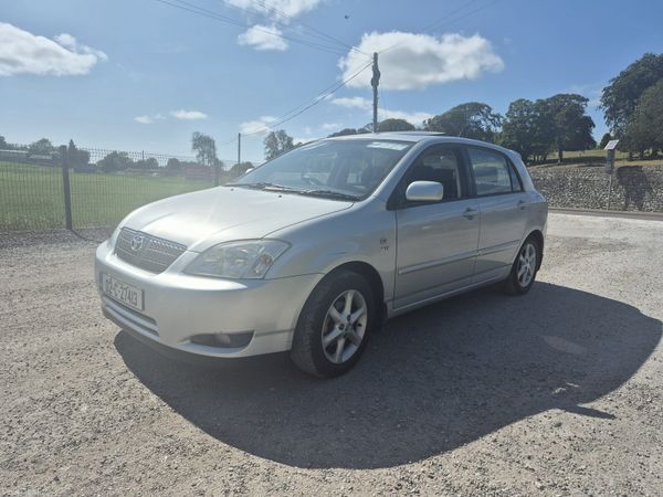 Toyota Corolla Hatchback, Petrol, 2002, Silver