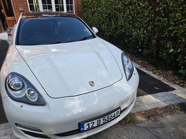 Porsche Panamera Hatchback, Diesel, 2012, White
