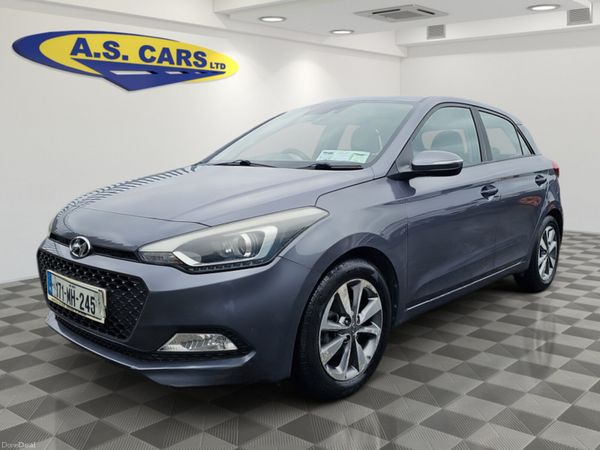Hyundai i20 Hatchback, Petrol, 2017, Grey