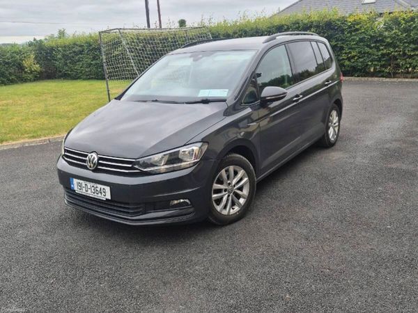 Volkswagen Touran MPV, Diesel, 2019, Grey