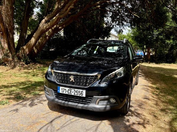 Peugeot 2008 Hatchback, Petrol, 2017, Black