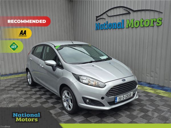 Ford Fiesta Hatchback, Petrol, 2015, Silver