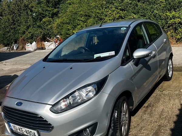 Ford Fiesta Hatchback, Petrol, 2015, Blue