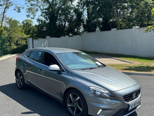 Volvo V40 Hatchback, Diesel, 2016, Grey