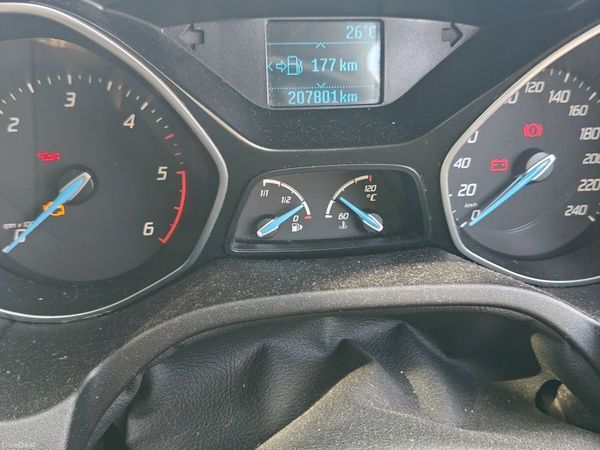 Ford Focus Hatchback, Diesel, 2012, White