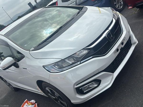 Honda Fit Hatchback, Petrol Hybrid, 2019, White